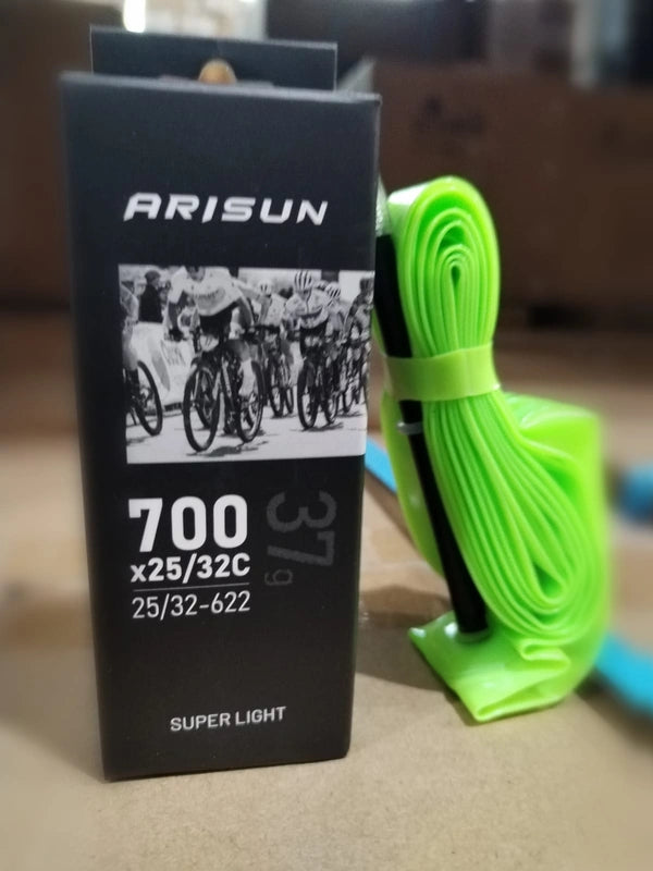 Cámara Ruta 700x25–32C Superlight 37g Válvula Presta 80mm