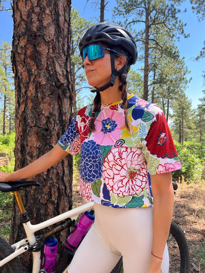 Hydrangea Women's Crop Top