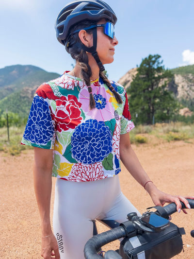 Hydrangea Women's Crop Top