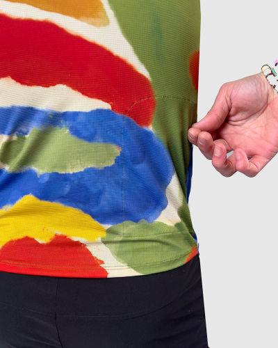 Watercolor Distance Tee - bolsillo trasero con cierre